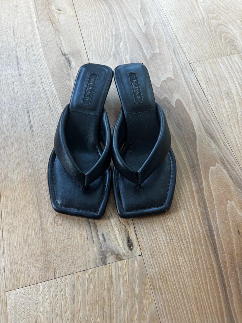 Tony Bianco Black Square-Toe Thong Sandals